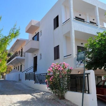 Maria Studios Agia Marina  Exterior foto